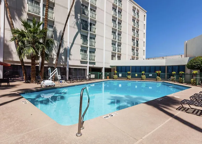 Hotel Doubletree By Hilton Midtown Phoenix