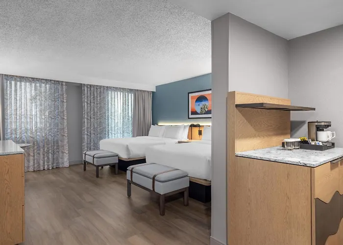 Doubletree By Hilton Midtown