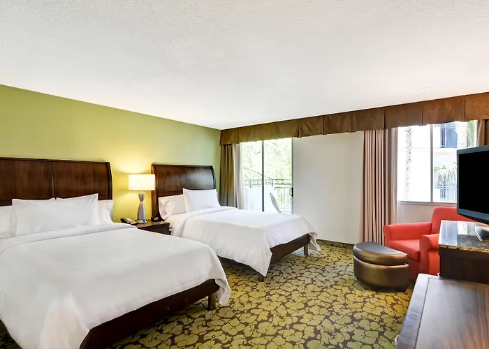 Hotel Doubletree By Hilton Midtown 3*