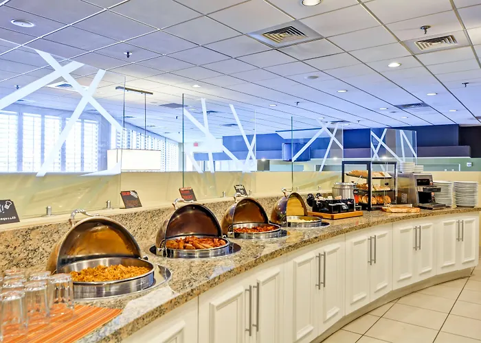 Hotel Doubletree By Hilton Midtown 3*