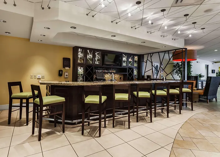 Doubletree By Hilton Midtown Hotel 3*