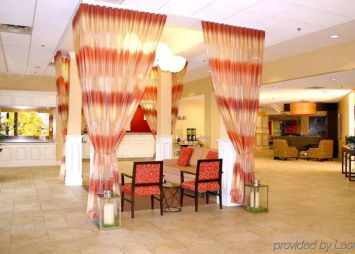 Hotel Doubletree By Hilton Midtown 3*