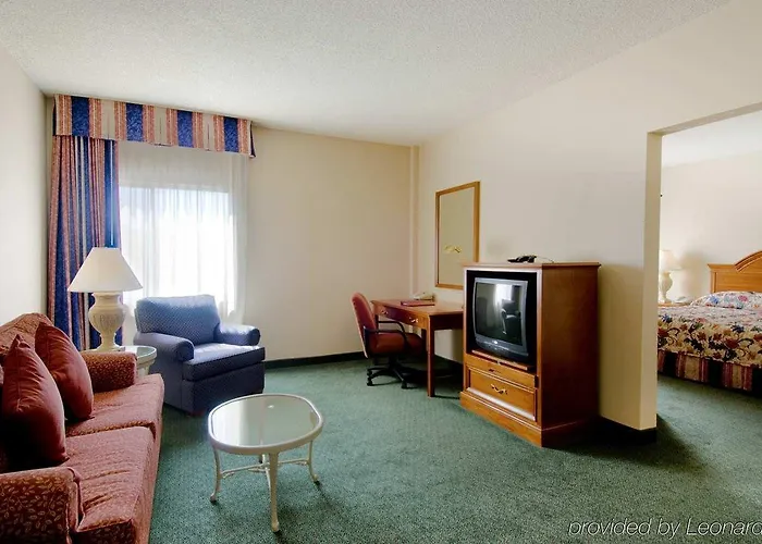 Doubletree By Hilton Midtown 3*