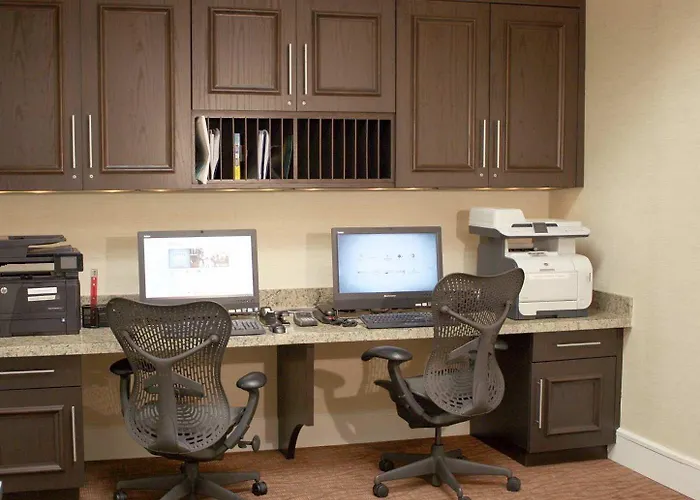 Doubletree By Hilton Midtown 3*