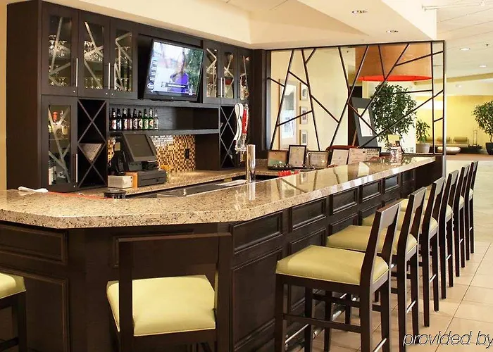 Hotel Doubletree By Hilton Midtown
