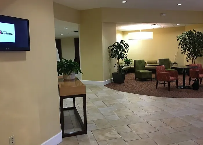 Doubletree By Hilton Midtown 3*