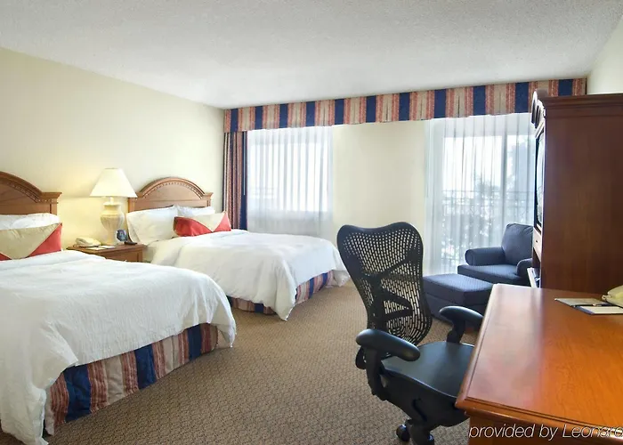 Doubletree By Hilton Midtown Hotel 3*